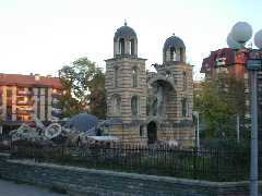 Eglise serbe de Gjakova, dtruite par des extrmistes albanais aprs l'arrive de la KFOR